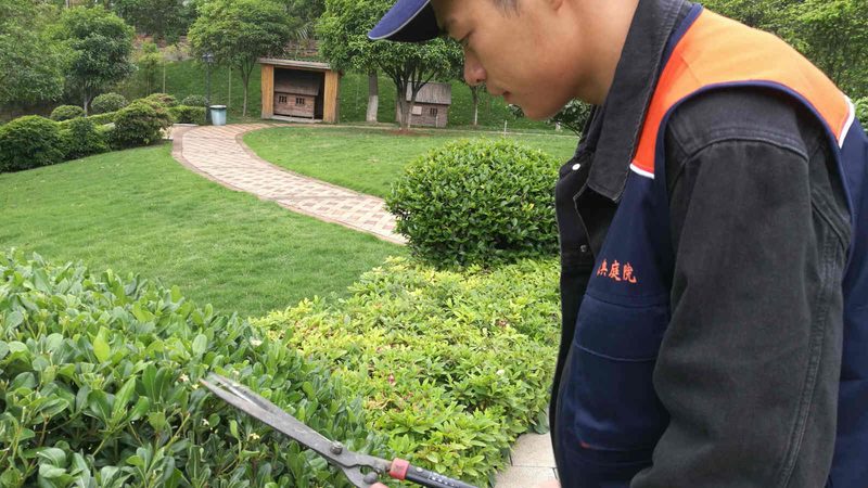 假山喷泉维修，这些工具清单不可少**